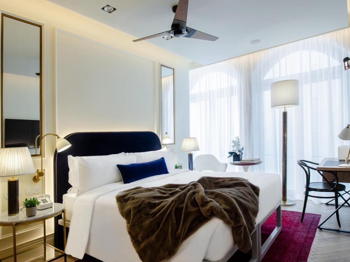 Browns Avenue Hotel Lisboa Exteriör bild Deluxe Room