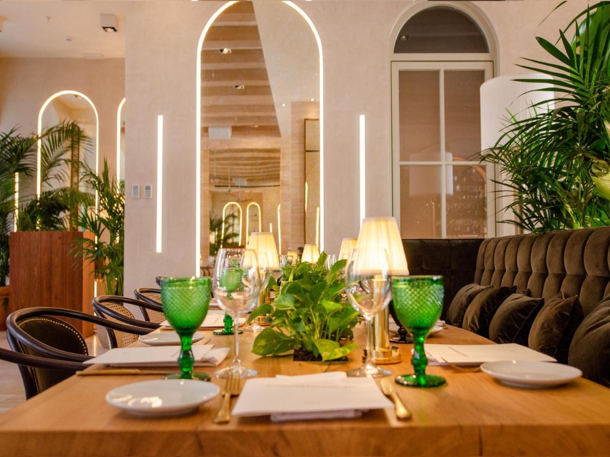 Browns Avenue Hotel Lisboa Exteriör bild Restaurant